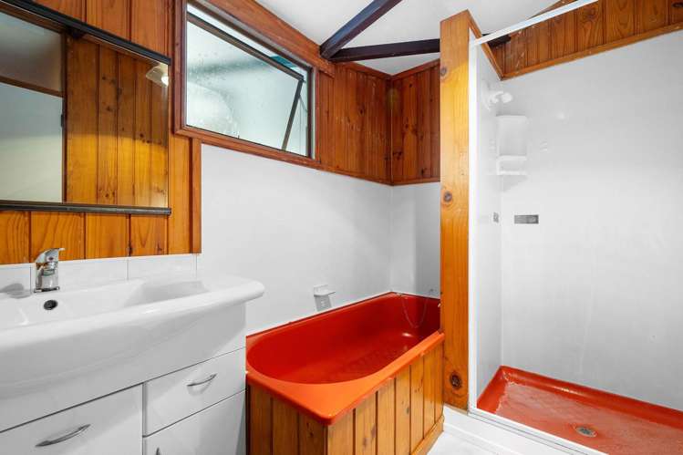 13 Reynolds Place Torbay_24