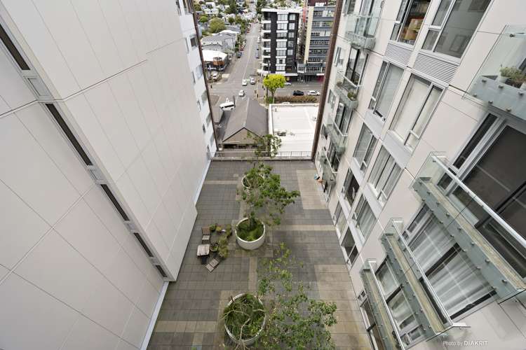 8o/10 Lorne Street Te Aro_14