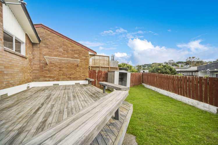 2/82 Moore Street Hillcrest_16