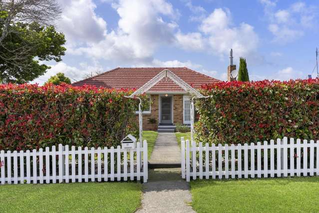 Fairytale Cottage!