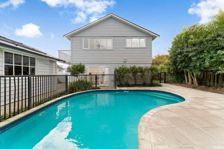 53 Aramoana Avenue Devonport_13