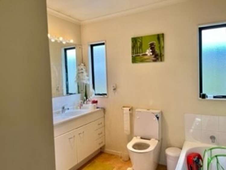 24/2 Arawa Street New Lynn_8