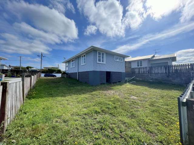 38 Watene Crescent 10858_1