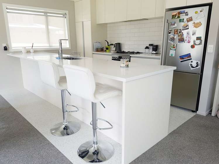 11 Henrietta Maxwell Grove Wainuiomata_6