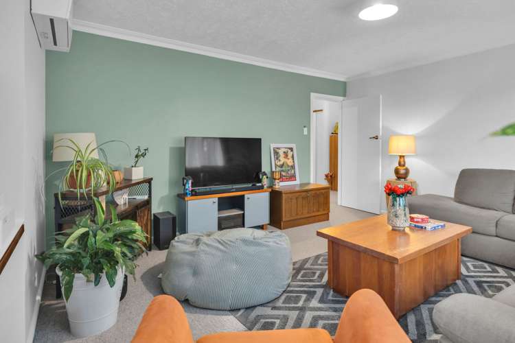 19 Brockenhurst Street Aranui_9