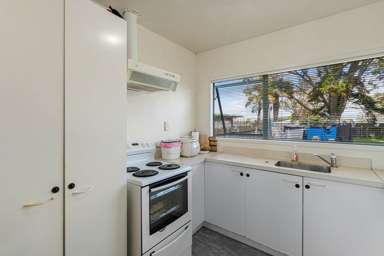 10A Holman Road_3