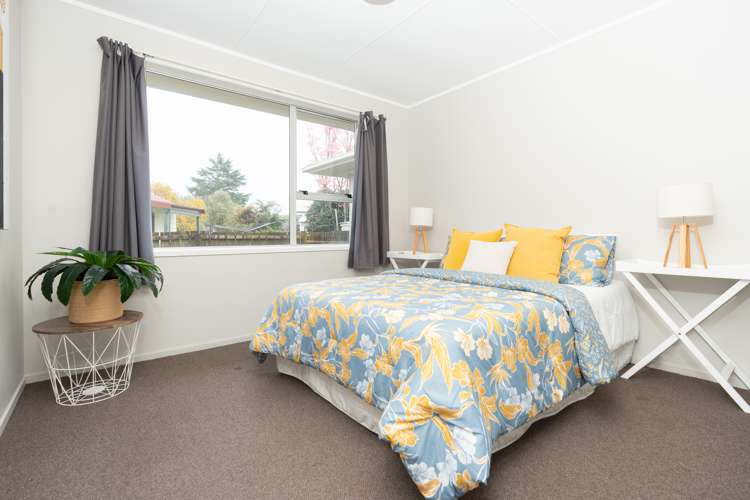 20 Aileen Place Nawton_14