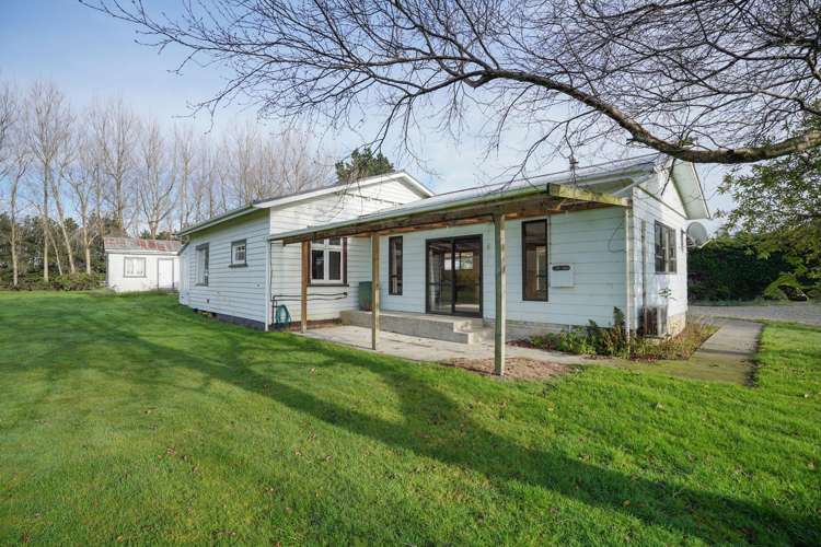 329 Wallacetown-Lorneville Road_0