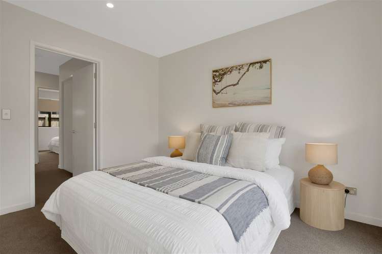 22 Robert Duncan Road Belfast_12