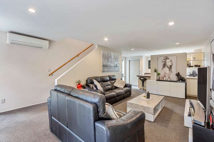 17 Whiteleigh Avenue Addington_13