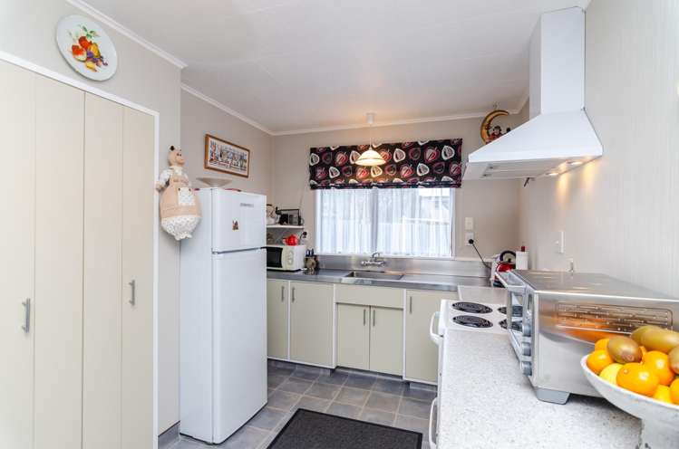 2/1 De Lacy Lane Carterton_2