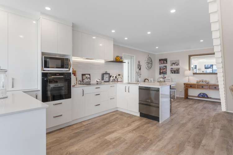 37 Maunganamu Drive Wharewaka_8