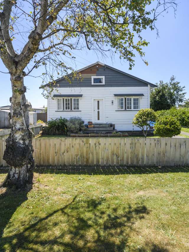 26 Eyre Street Feilding_1