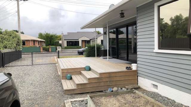 4 Houghton Crescent Redwoodtown_1