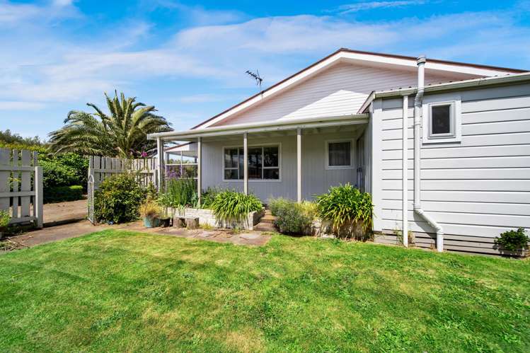36 Denby Road Hawera_17