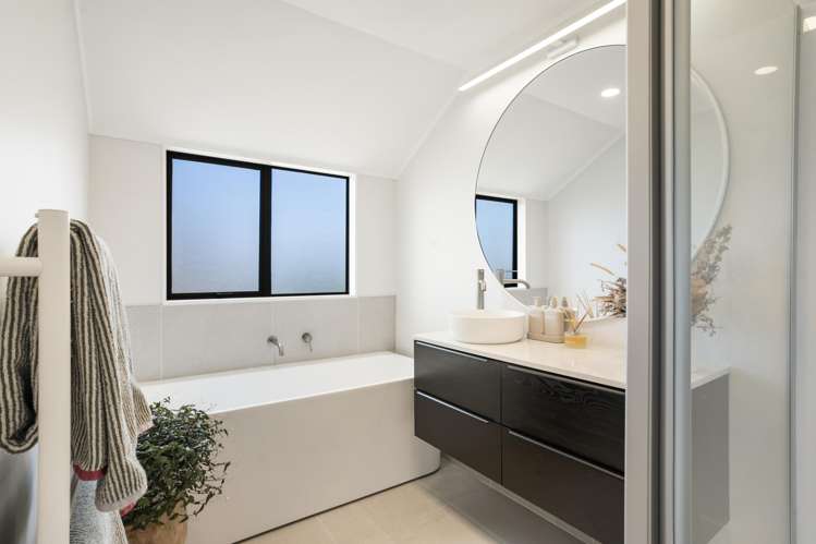 3/9 Billabong Place Botany Downs_10