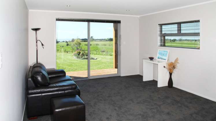 19 Church View Road Waiau Pa_16