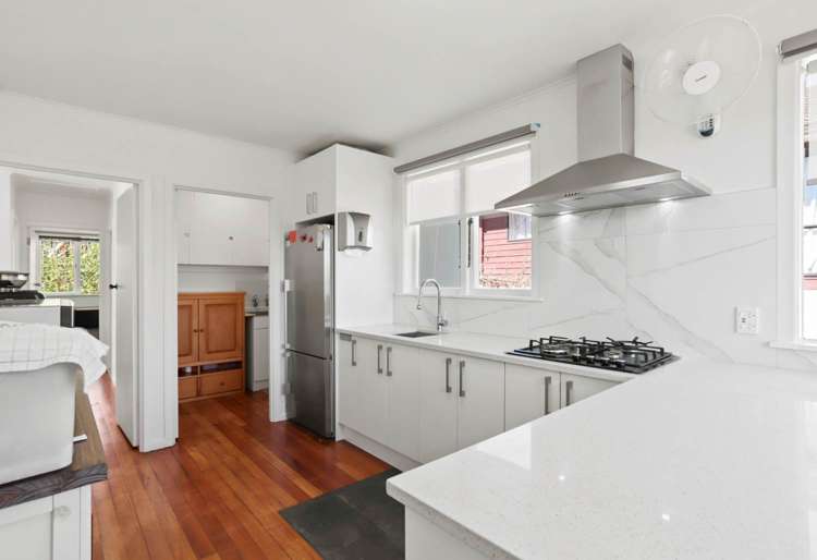 39 Newington Road Henderson_1