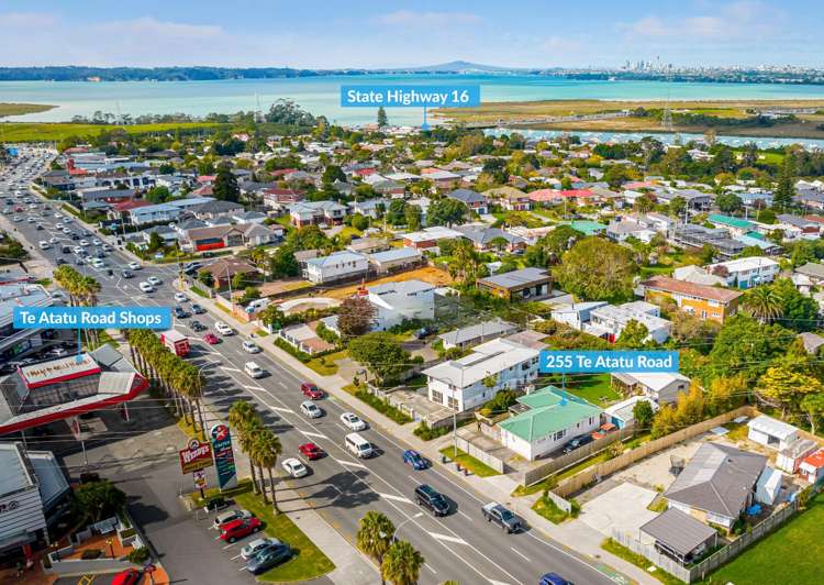 255 Te Atatu Road Te Atatu South_18