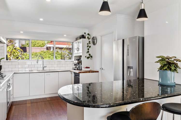 2/193 Lake Road Belmont_12