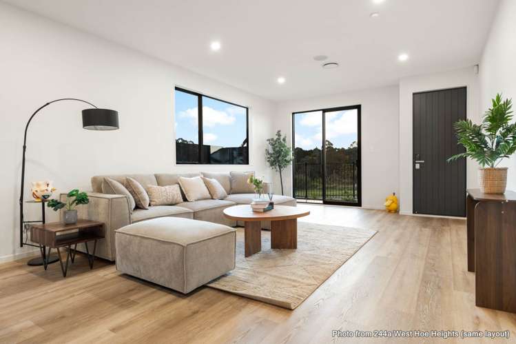 244B West Hoe Heights_1