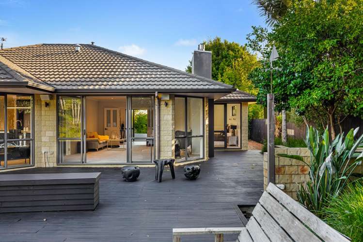 15 Elliot Street Riverhead_13