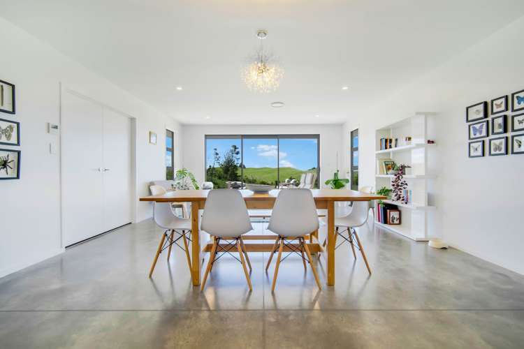 210 Maude Road Kaimiro_11