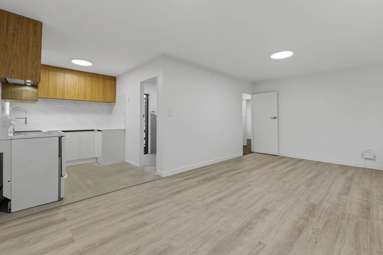 2/9 Maplesden Drive_2