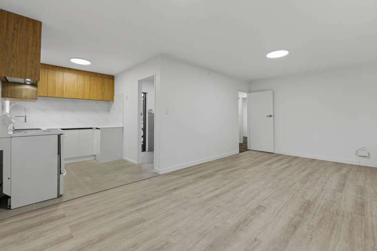 2/9 Maplesden Drive_2