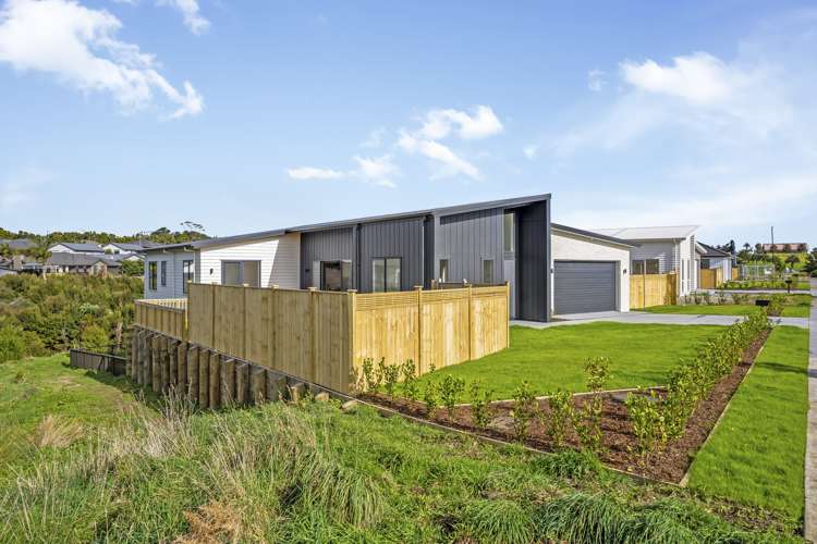 17 Cadwil Drive Beachlands_33