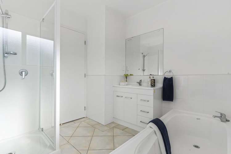 64/8 Flynn Street Birkdale_7
