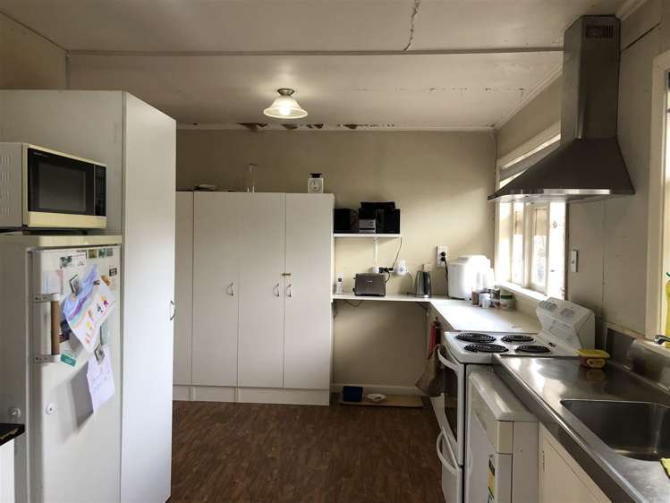 8 Tekoa Street Waiau_13