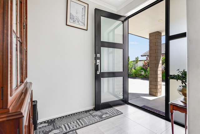 35 Cabourne Drive Glenview_4