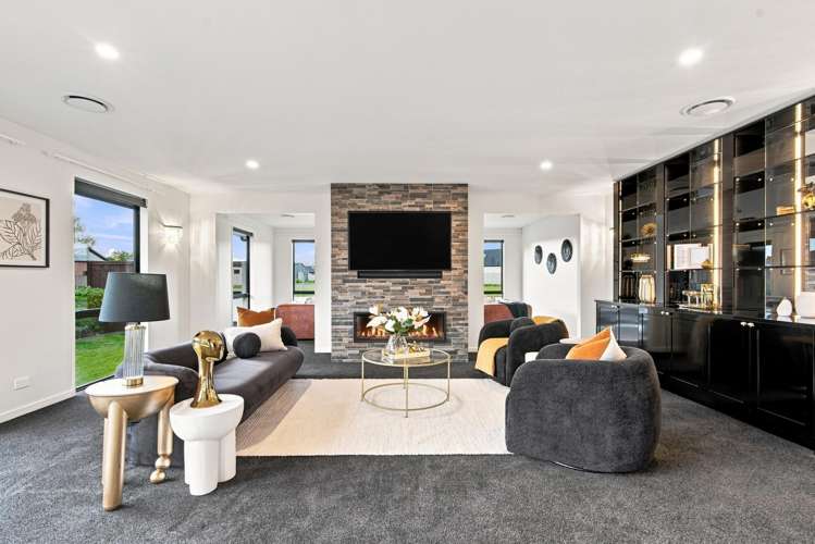 56 Carnaveron Drive Lincoln_9