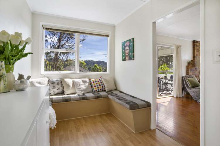 15 Highland Avenue Titirangi_5