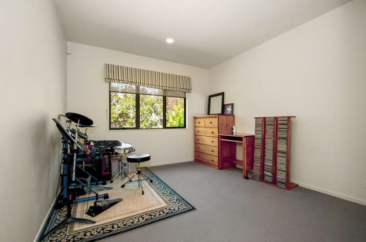 16 Amaretto Avenue Flat Bush_15