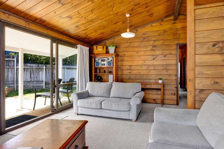 23 Rospeath Crescent Spotswood_8