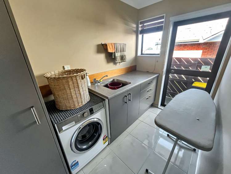 23 Norfolk Crescent Feilding_9
