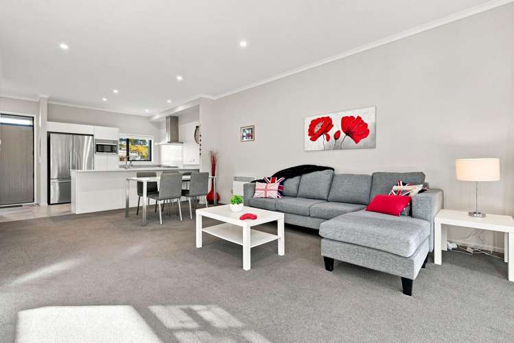 125 Bonair Cresent Millwater_4