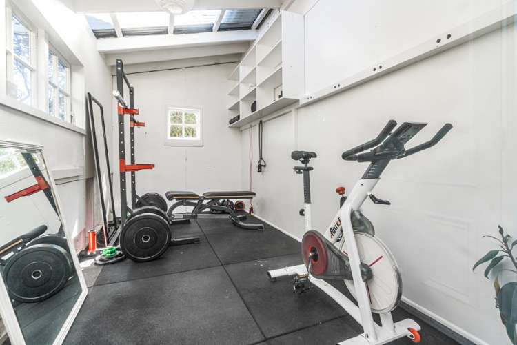 77 Hinemoa Street Birkenhead_12