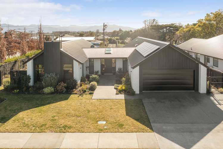 1 Corsair Crescent Burleigh_1