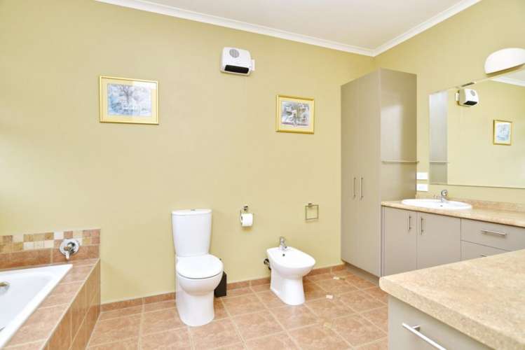 8 Grosvenor Lane Rangiora_15