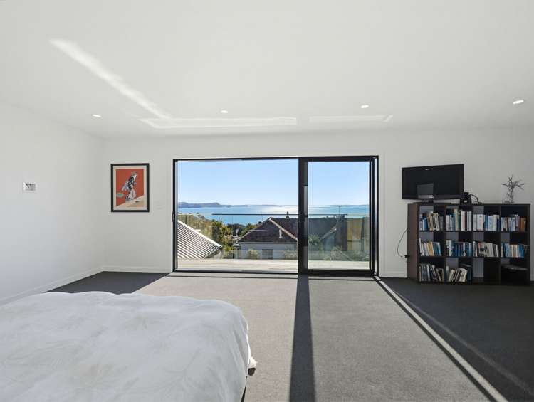 2D Vipond Road Stanmore Bay_13