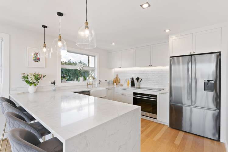 9 Calder Place Wai O Taiki Bay_5