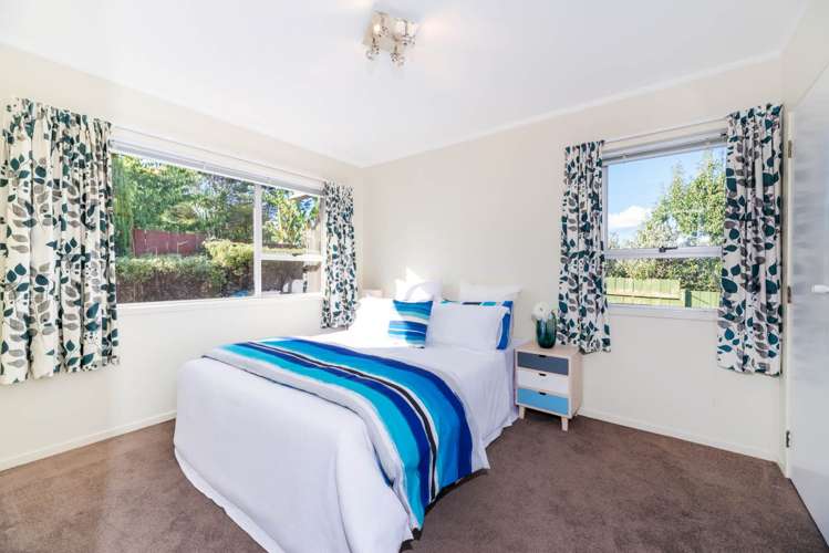 1/6 Pamela Place New Lynn_14