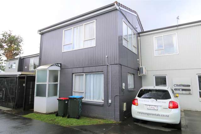 3 Bedroom Quite Unit