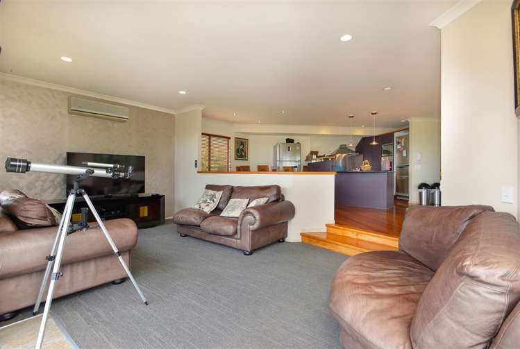 9b Beach Road Mellons Bay_11