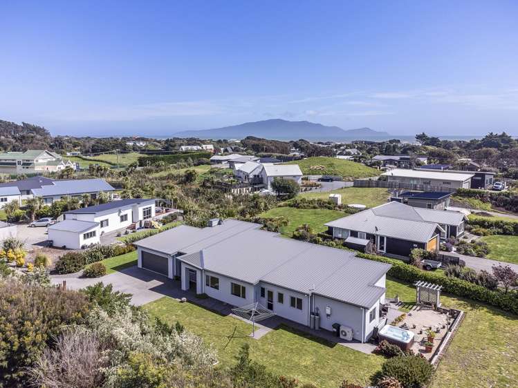 242 Peka Peka Road Peka Peka_18