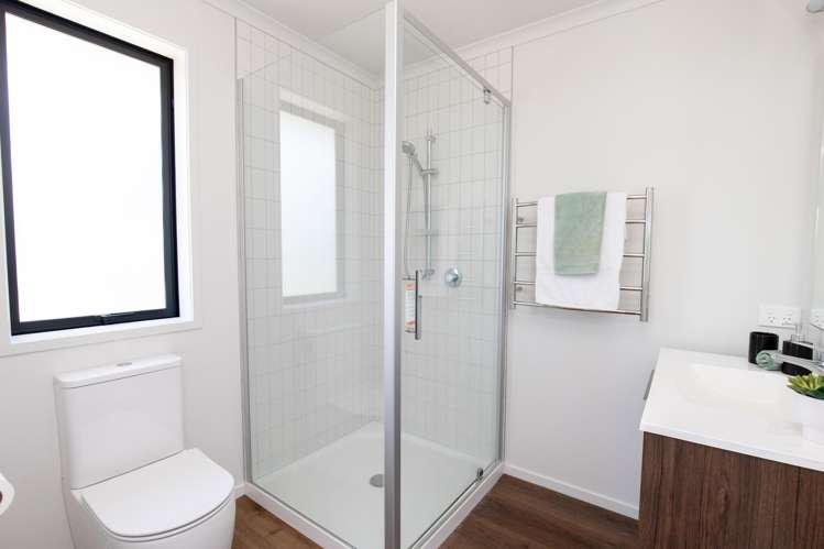 39 Costello Drive Ngatea_16