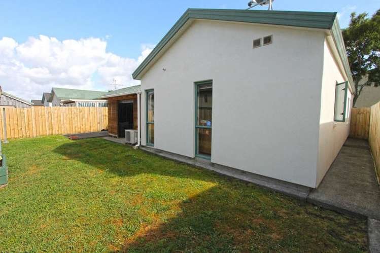 18 Albizia Avenue Henderson_10